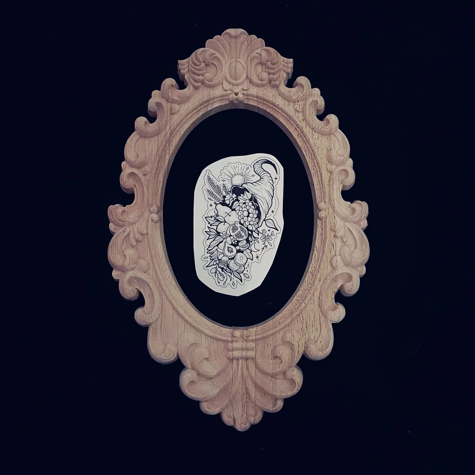 Sticker transparent Corne d’abondance · Le jardin, photographié dans un cadre de présentation